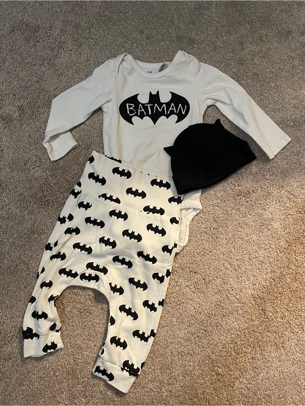 Batman Logo Baby Bodysuit and Pants Set